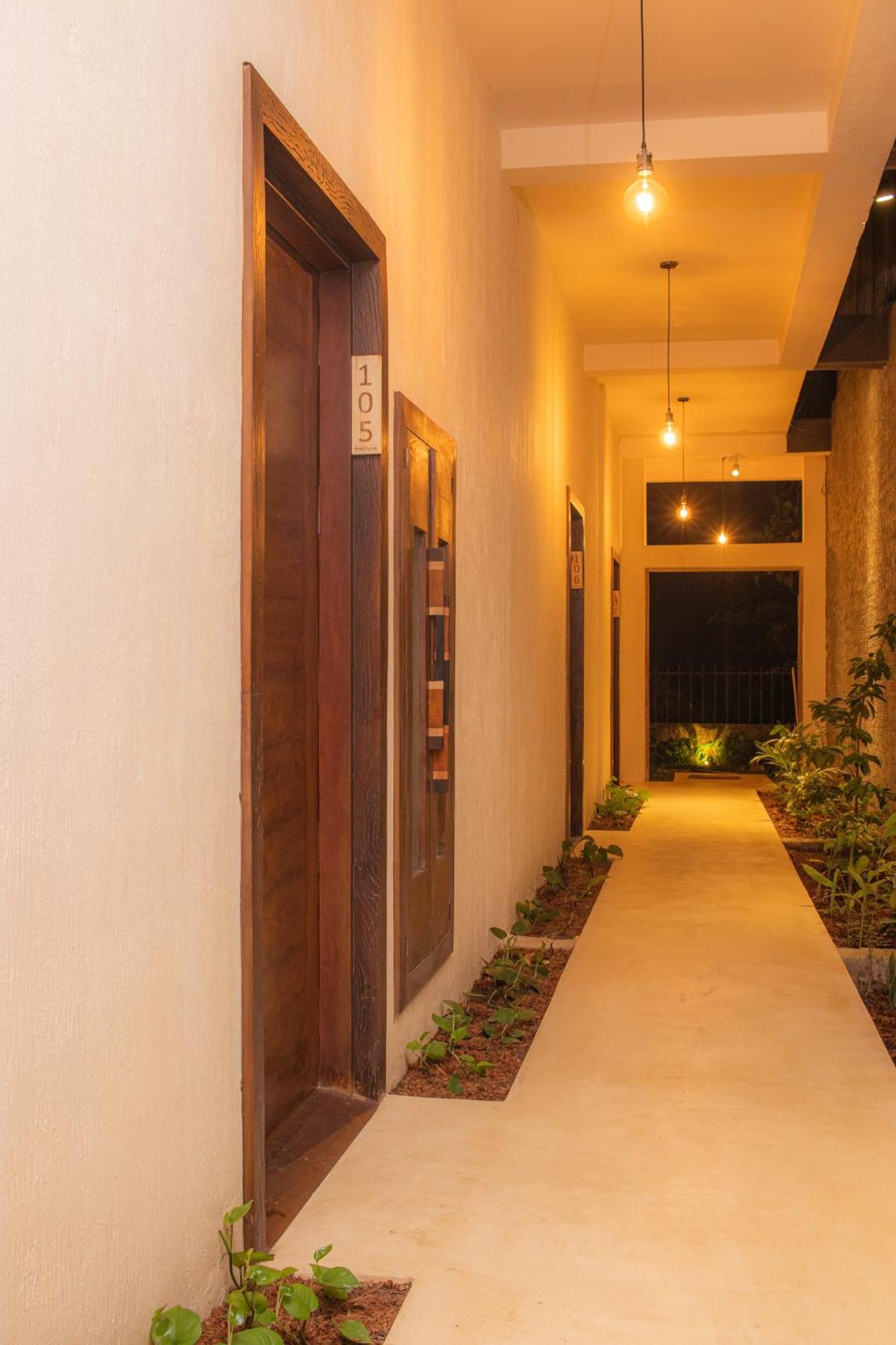 Spicepeek Boutique Hotel Cmb Airport Katunayaka Exterior photo